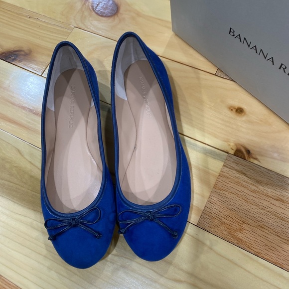 Banana Republic size 6 Blue suede ballerina flats - Picture 3 of 11